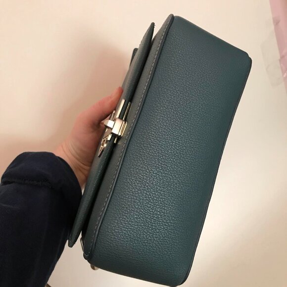 NWT Calvin Klein Jade Archive Hardware Boxy Crossbody Bag Purse - Picture 10 of 11